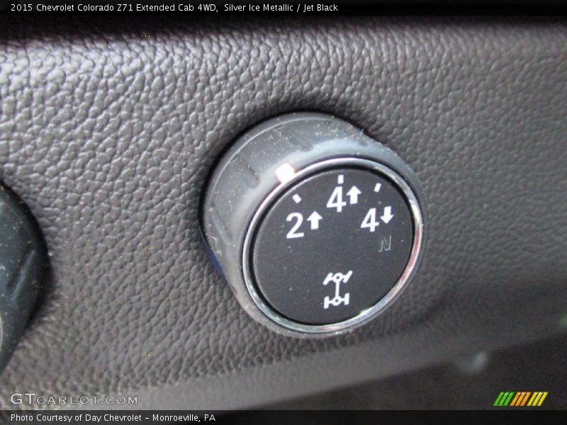 Silver Ice Metallic / Jet Black 2015 Chevrolet Colorado Z71 Extended Cab 4WD