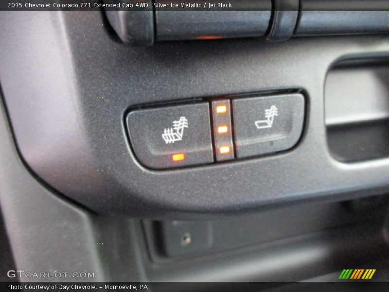 Silver Ice Metallic / Jet Black 2015 Chevrolet Colorado Z71 Extended Cab 4WD