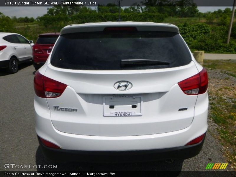 Winter White / Beige 2015 Hyundai Tucson GLS AWD