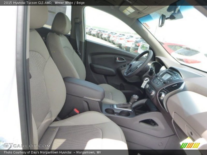 Winter White / Beige 2015 Hyundai Tucson GLS AWD