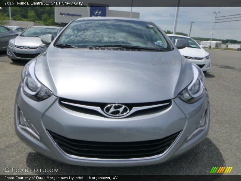 Shale Gray / Gray 2016 Hyundai Elantra SE