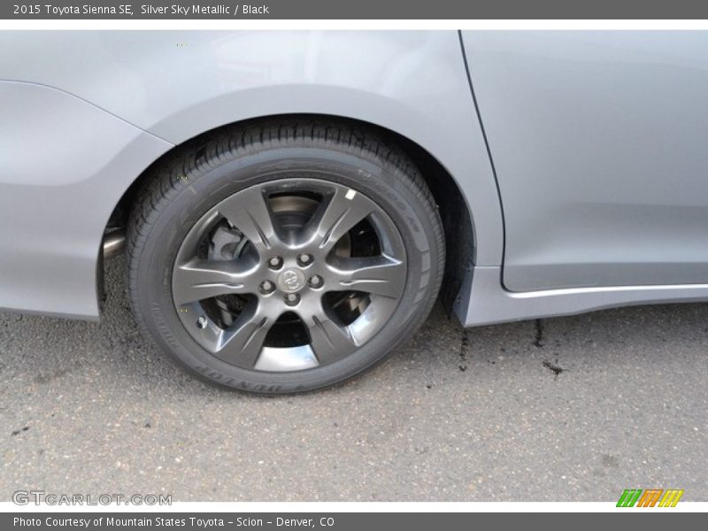 Silver Sky Metallic / Black 2015 Toyota Sienna SE