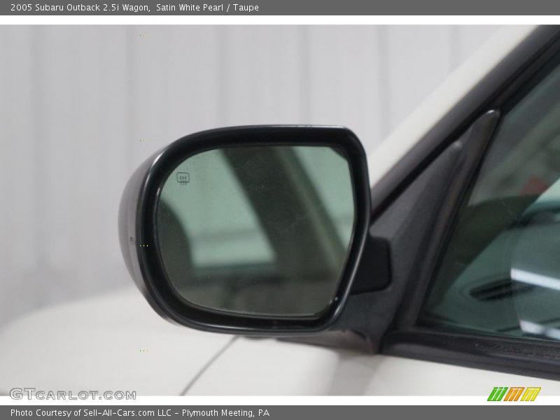 Satin White Pearl / Taupe 2005 Subaru Outback 2.5i Wagon