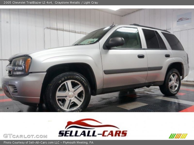 Graystone Metallic / Light Gray 2005 Chevrolet TrailBlazer LS 4x4