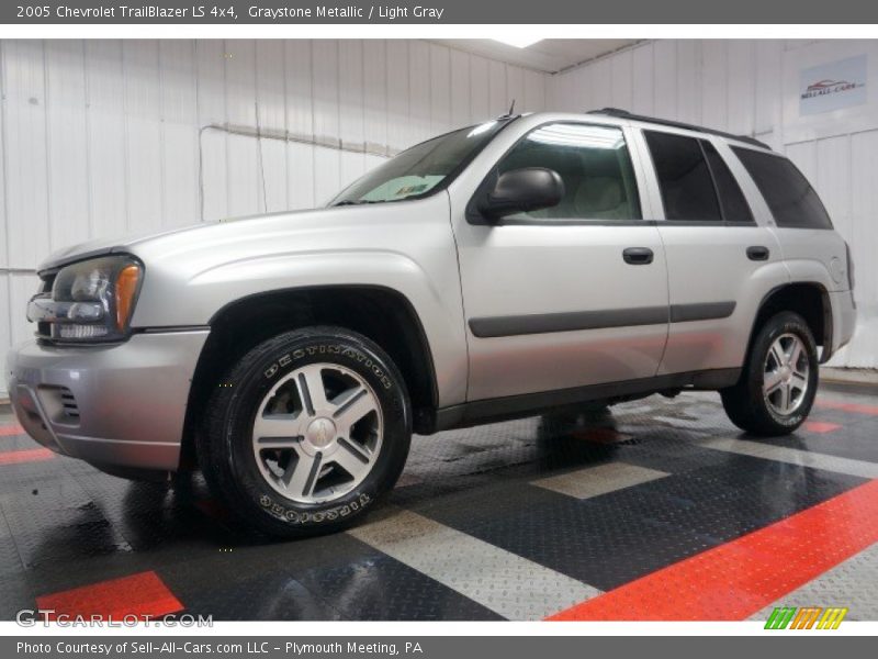 Graystone Metallic / Light Gray 2005 Chevrolet TrailBlazer LS 4x4