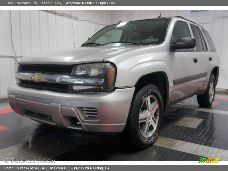 Graystone Metallic / Light Gray 2005 Chevrolet TrailBlazer LS 4x4