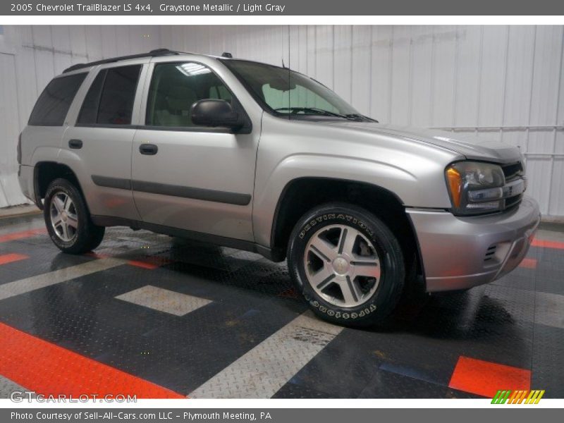 Graystone Metallic / Light Gray 2005 Chevrolet TrailBlazer LS 4x4