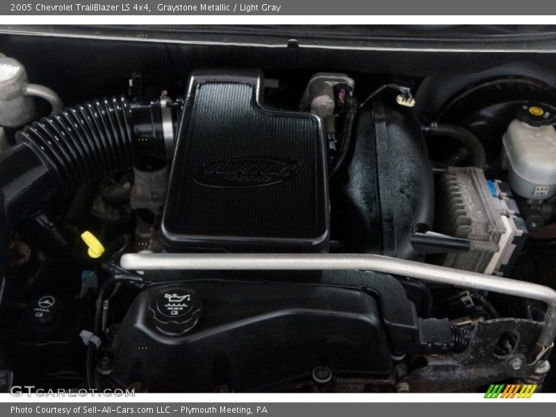 Graystone Metallic / Light Gray 2005 Chevrolet TrailBlazer LS 4x4