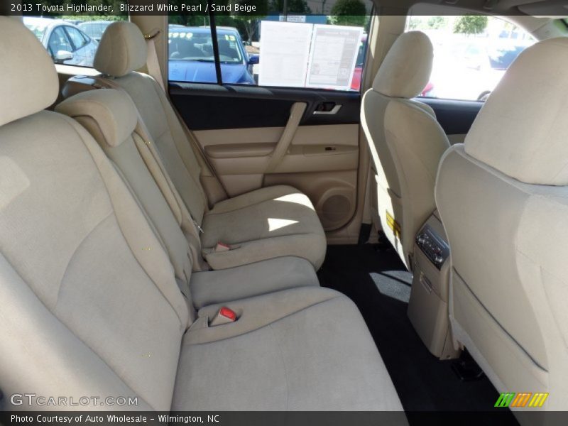 Blizzard White Pearl / Sand Beige 2013 Toyota Highlander
