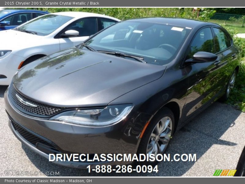 Granite Crystal Metallic / Black 2015 Chrysler 200 S
