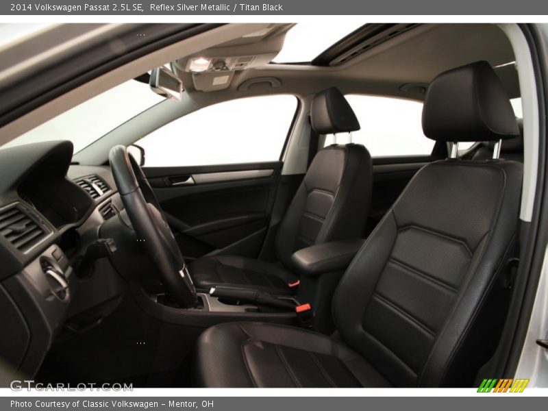 Reflex Silver Metallic / Titan Black 2014 Volkswagen Passat 2.5L SE
