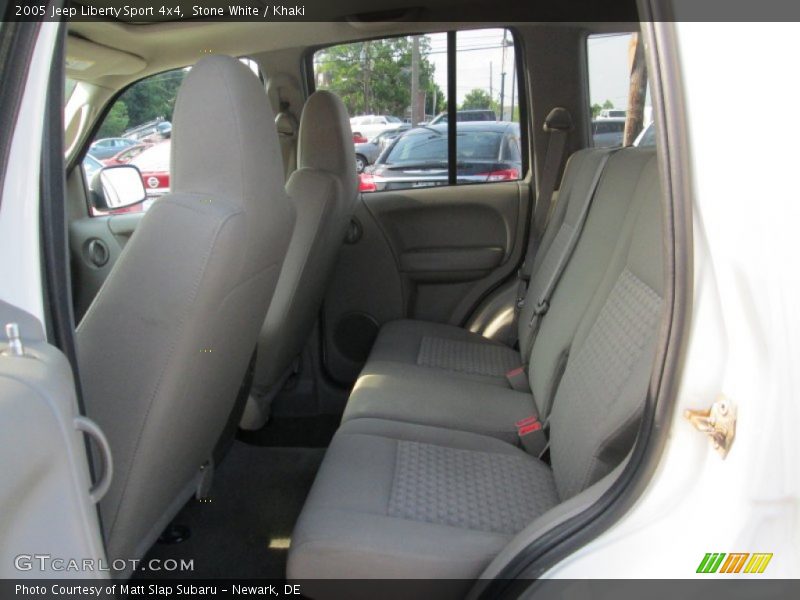 Stone White / Khaki 2005 Jeep Liberty Sport 4x4
