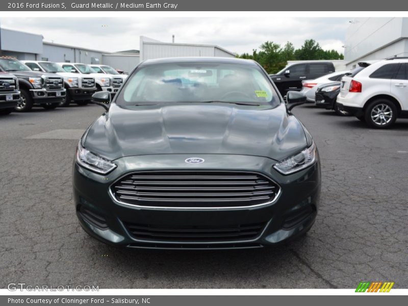 Guard Metallic / Medium Earth Gray 2016 Ford Fusion S