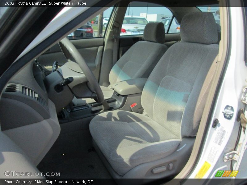 Super White / Taupe 2003 Toyota Camry LE