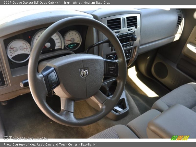 Bright White / Medium Slate Gray 2007 Dodge Dakota SLT Quad Cab 4x4