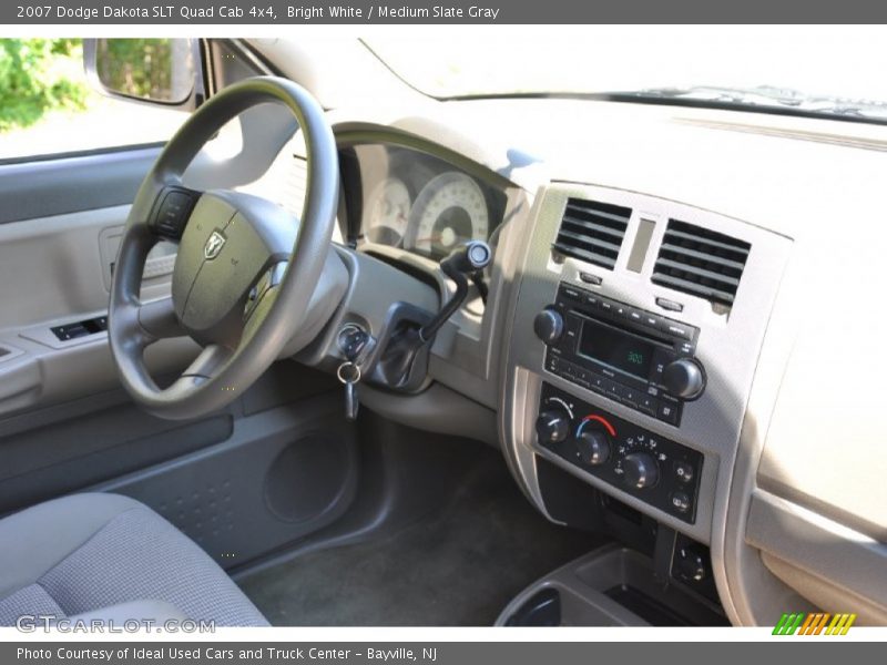 Bright White / Medium Slate Gray 2007 Dodge Dakota SLT Quad Cab 4x4