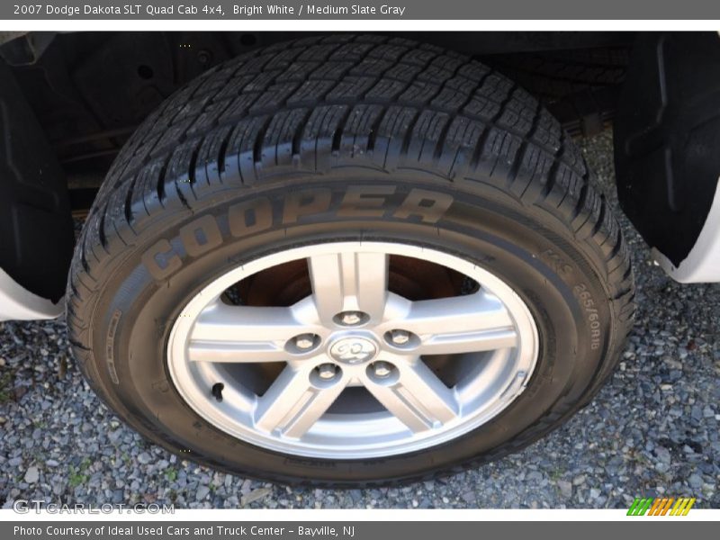 Bright White / Medium Slate Gray 2007 Dodge Dakota SLT Quad Cab 4x4