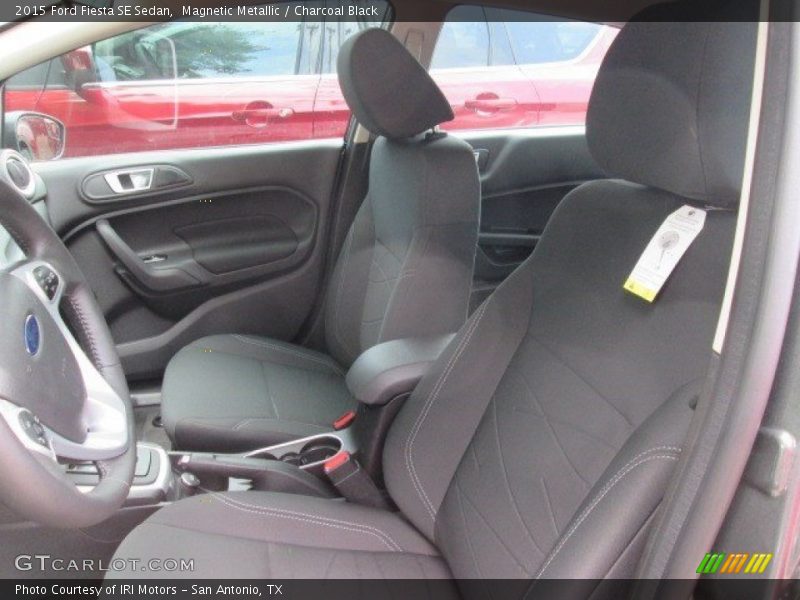 Magnetic Metallic / Charcoal Black 2015 Ford Fiesta SE Sedan