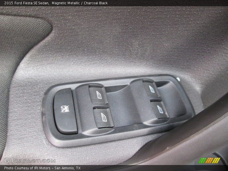Magnetic Metallic / Charcoal Black 2015 Ford Fiesta SE Sedan