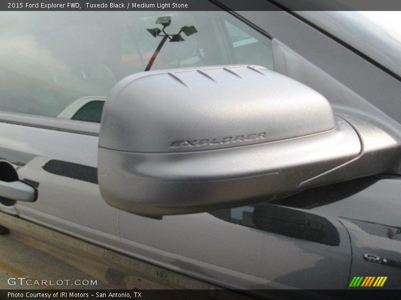 Tuxedo Black / Medium Light Stone 2015 Ford Explorer FWD