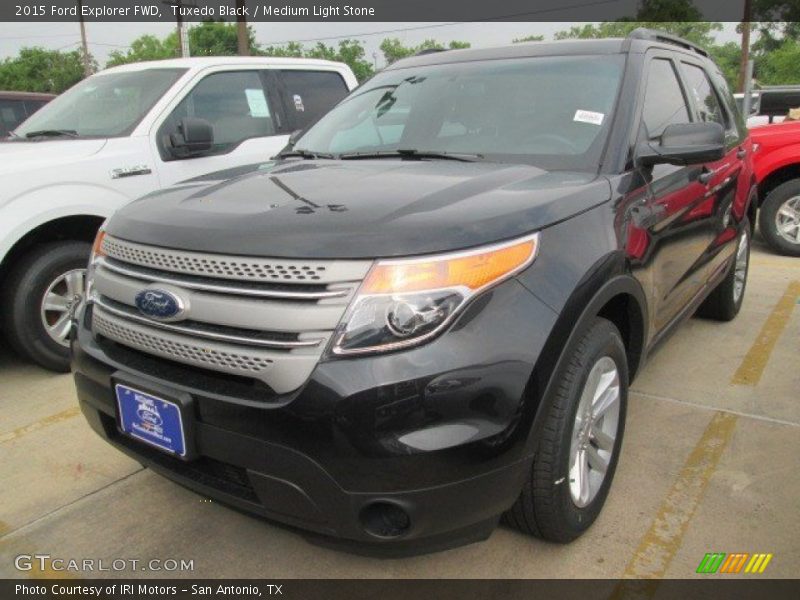Tuxedo Black / Medium Light Stone 2015 Ford Explorer FWD