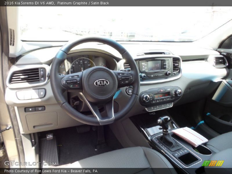 Platinum Graphite / Satin Black 2016 Kia Sorento EX V6 AWD