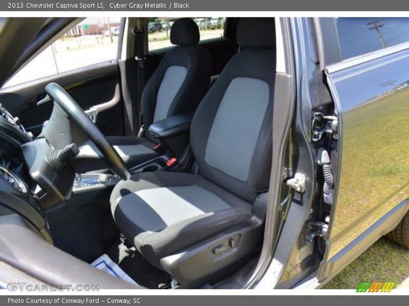 Cyber Gray Metallic / Black 2013 Chevrolet Captiva Sport LS