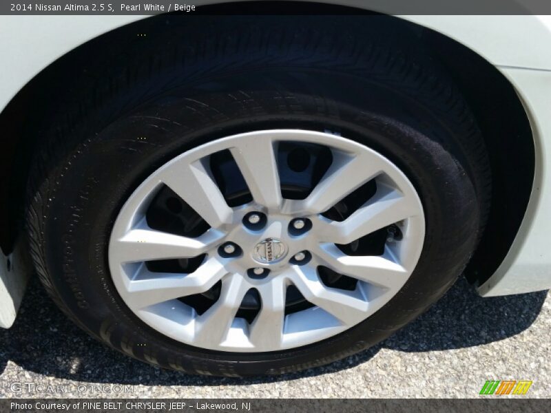 Pearl White / Beige 2014 Nissan Altima 2.5 S