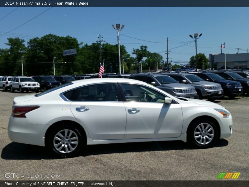 Pearl White / Beige 2014 Nissan Altima 2.5 S