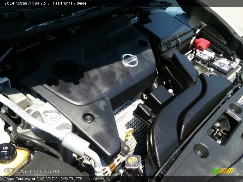 Pearl White / Beige 2014 Nissan Altima 2.5 S