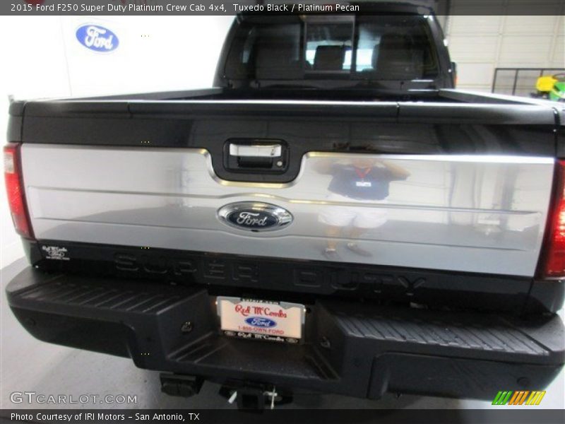 Tuxedo Black / Platinum Pecan 2015 Ford F250 Super Duty Platinum Crew Cab 4x4