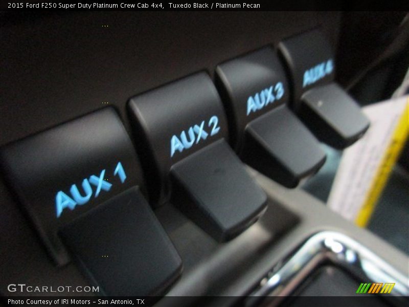 Tuxedo Black / Platinum Pecan 2015 Ford F250 Super Duty Platinum Crew Cab 4x4