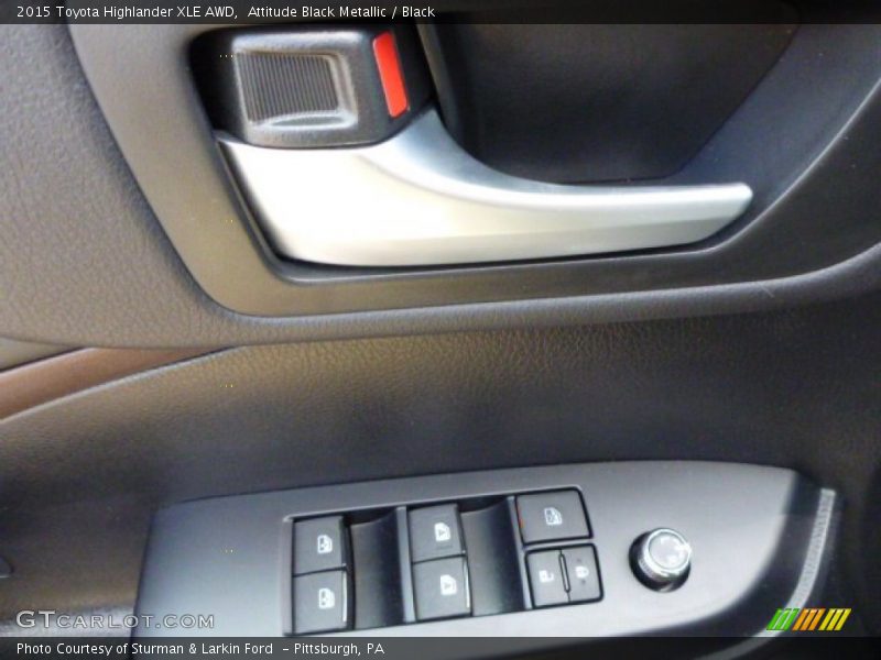 Attitude Black Metallic / Black 2015 Toyota Highlander XLE AWD