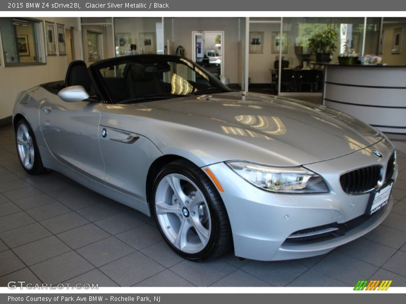 Glacier Silver Metallic / Black 2015 BMW Z4 sDrive28i