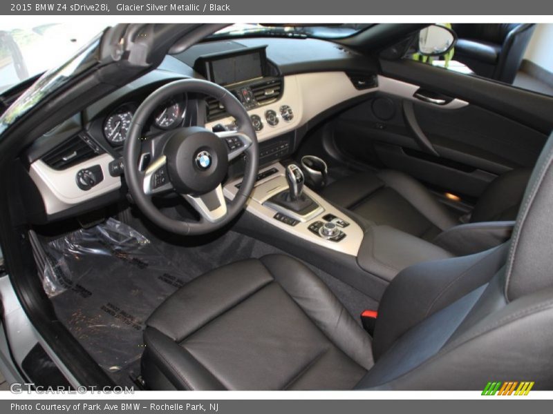 Glacier Silver Metallic / Black 2015 BMW Z4 sDrive28i