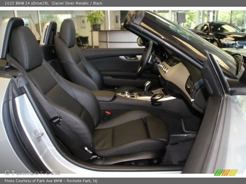 Glacier Silver Metallic / Black 2015 BMW Z4 sDrive28i