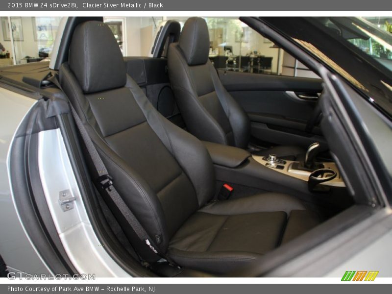 Glacier Silver Metallic / Black 2015 BMW Z4 sDrive28i