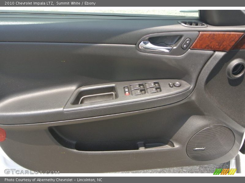 Summit White / Ebony 2010 Chevrolet Impala LTZ