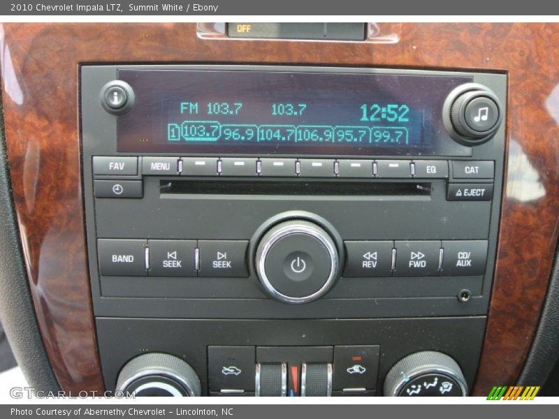 Summit White / Ebony 2010 Chevrolet Impala LTZ