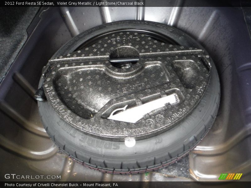 Violet Grey Metallic / Light Stone/Charcoal Black 2012 Ford Fiesta SE Sedan