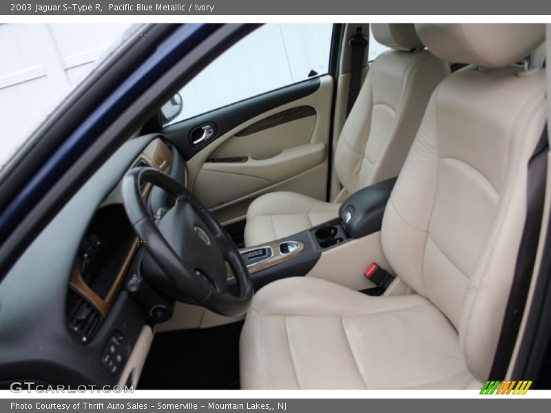Front Seat of 2003 S-Type R