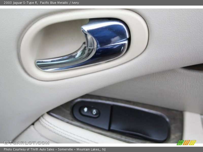 Pacific Blue Metallic / Ivory 2003 Jaguar S-Type R