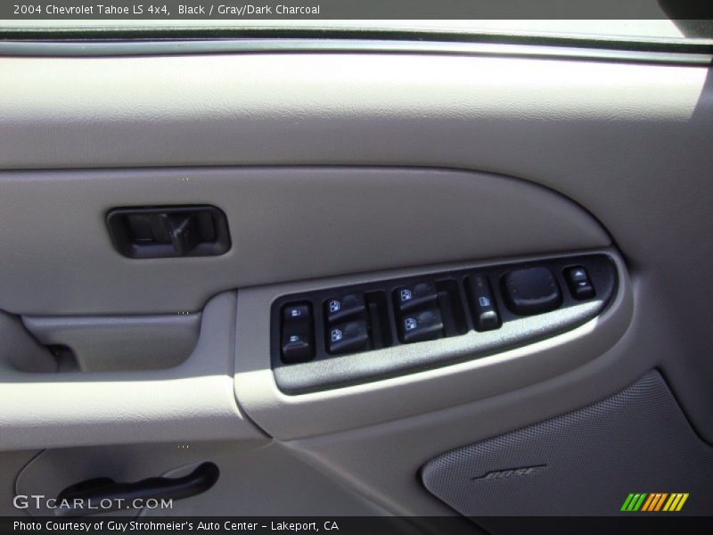 Black / Gray/Dark Charcoal 2004 Chevrolet Tahoe LS 4x4