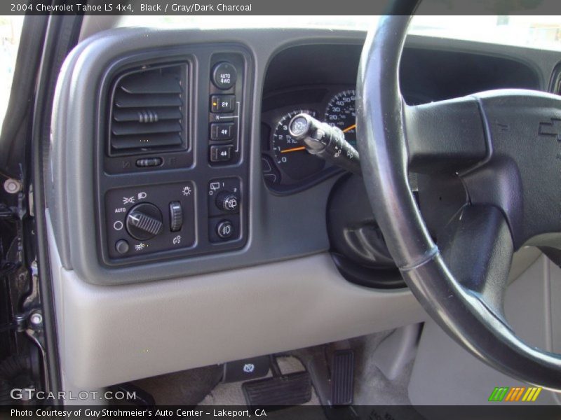 Black / Gray/Dark Charcoal 2004 Chevrolet Tahoe LS 4x4