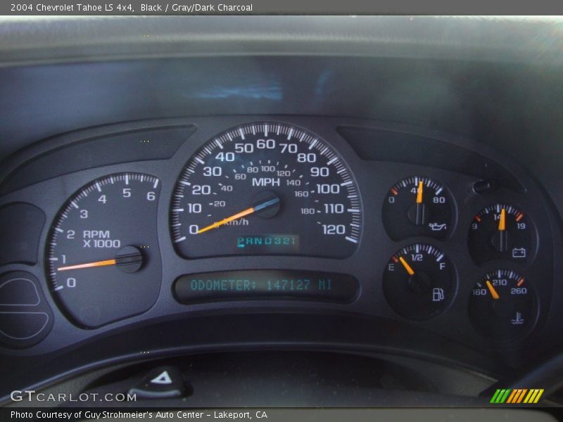 Black / Gray/Dark Charcoal 2004 Chevrolet Tahoe LS 4x4