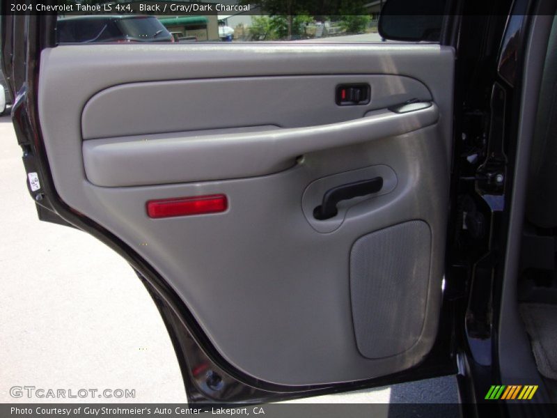 Black / Gray/Dark Charcoal 2004 Chevrolet Tahoe LS 4x4