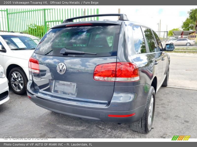 Offroad Grey Metallic / Pure Beige 2005 Volkswagen Touareg V6