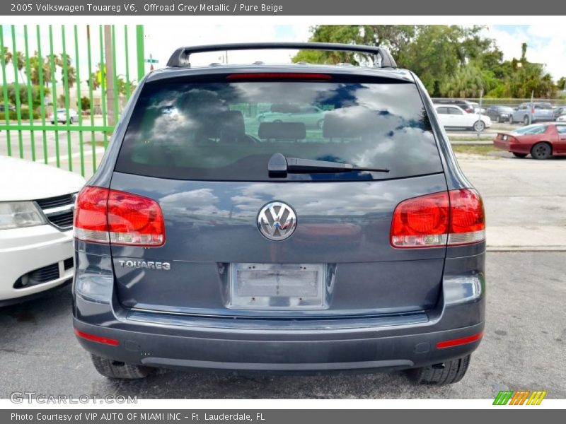 Offroad Grey Metallic / Pure Beige 2005 Volkswagen Touareg V6
