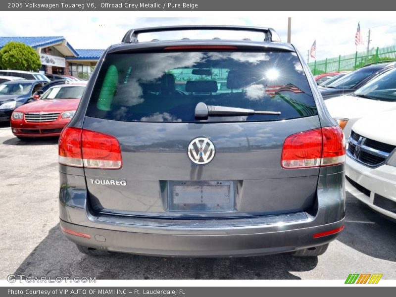 Offroad Grey Metallic / Pure Beige 2005 Volkswagen Touareg V6