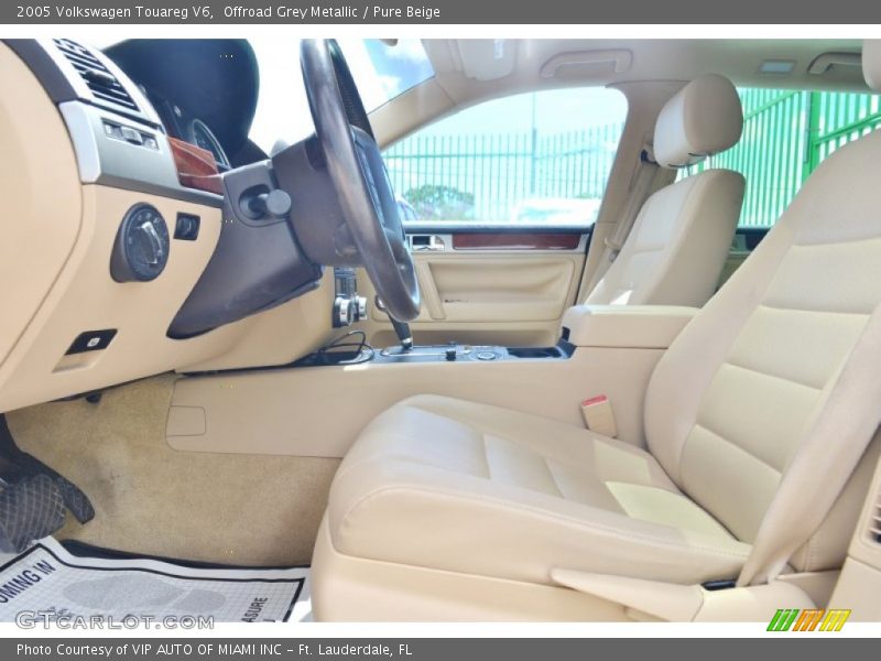 Offroad Grey Metallic / Pure Beige 2005 Volkswagen Touareg V6